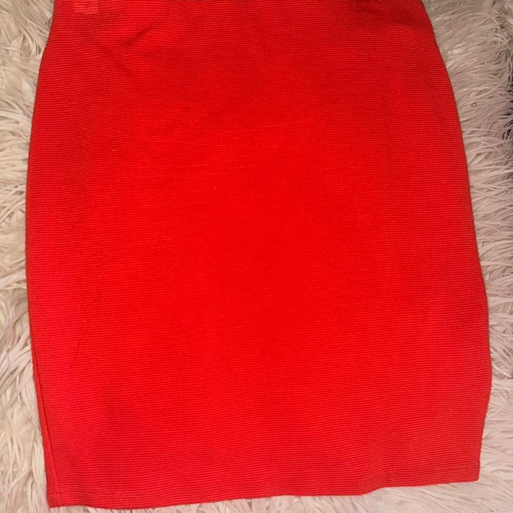 red/orange stretch skirt